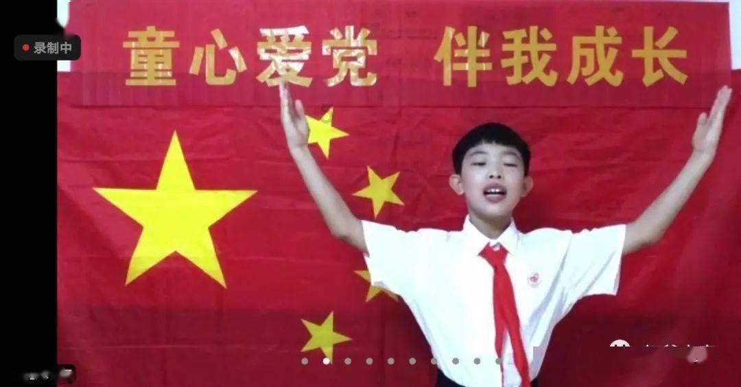 哈尼和她的宠物们
